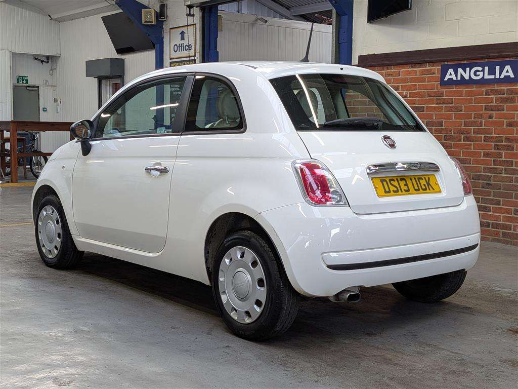<p>2013 FIAT 500 POP RHD</p>