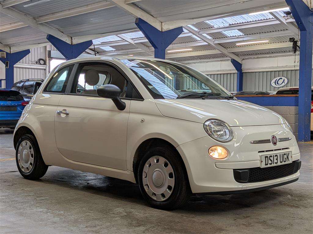 <p>2013 FIAT 500 POP RHD</p>