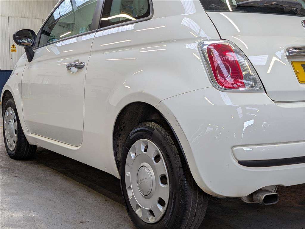 <p>2013 FIAT 500 POP RHD</p>