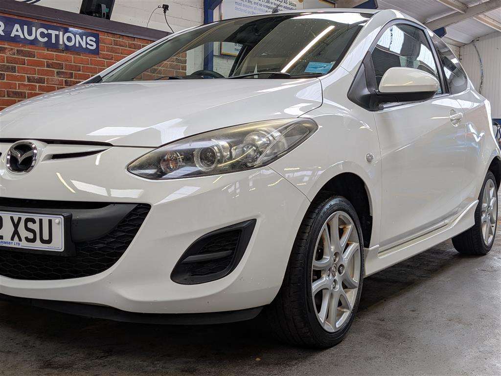 <p>2012 MAZDA 2 TAMURA</p>