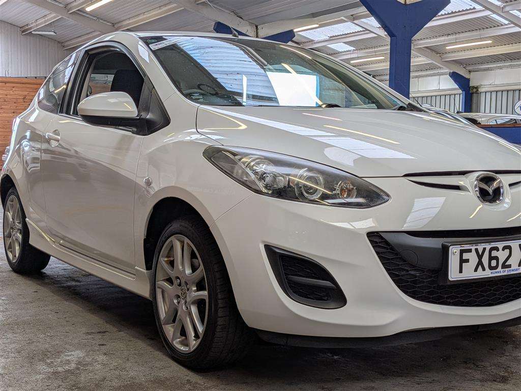 <p>2012 MAZDA 2 TAMURA</p>