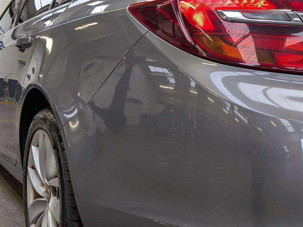 <p>2016 VAUXHALL INSIGNIA SRI NAV CDTI AUT</p>