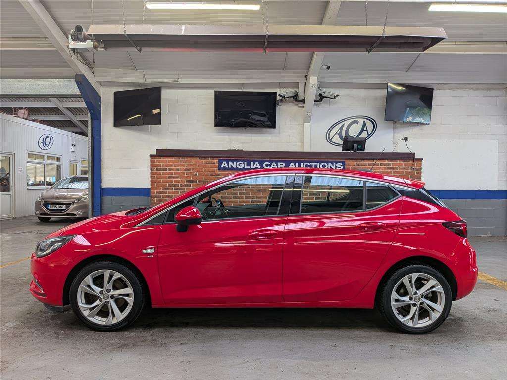 <p>2016 VAUXHALL ASTRA SRI CDTI S/S</p>