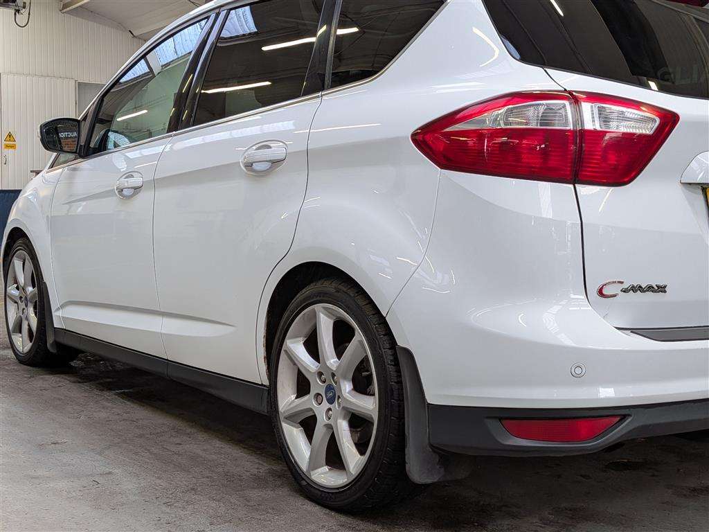 <p>2014 FORD C-MAX TITANIUM X TDCI</p>
