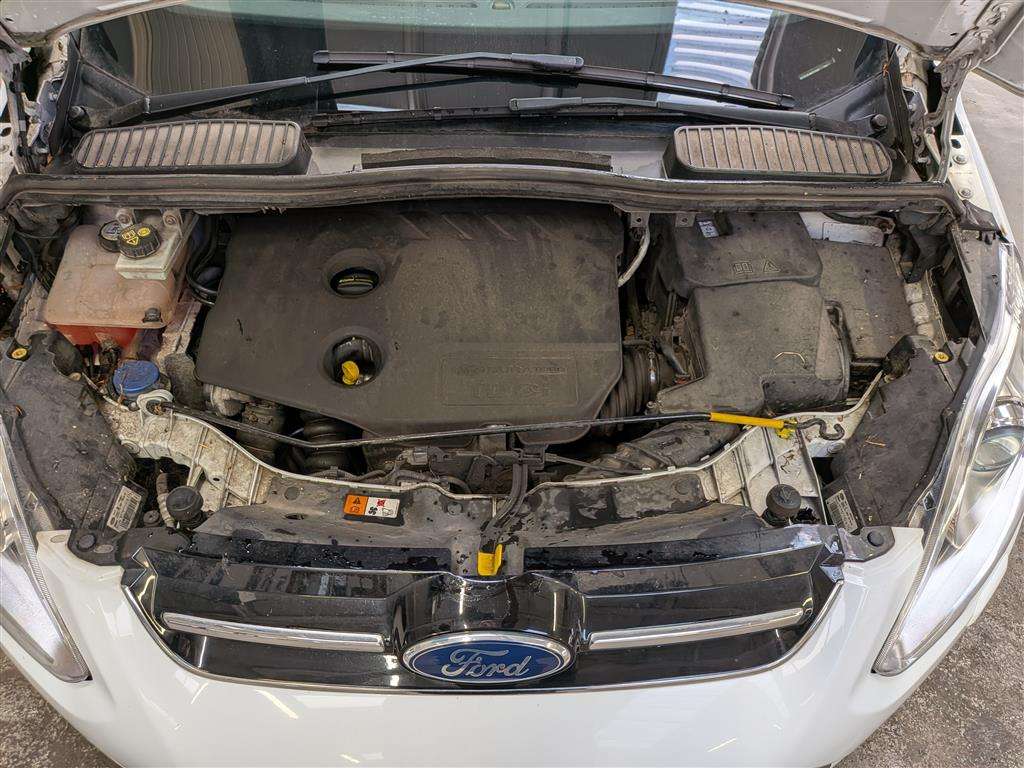 <p>2014 FORD C-MAX TITANIUM X TDCI</p>