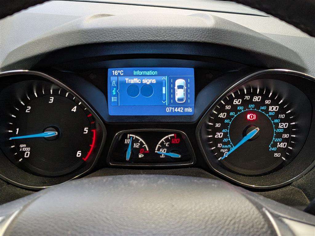 <p>2014 FORD C-MAX TITANIUM X TDCI</p>