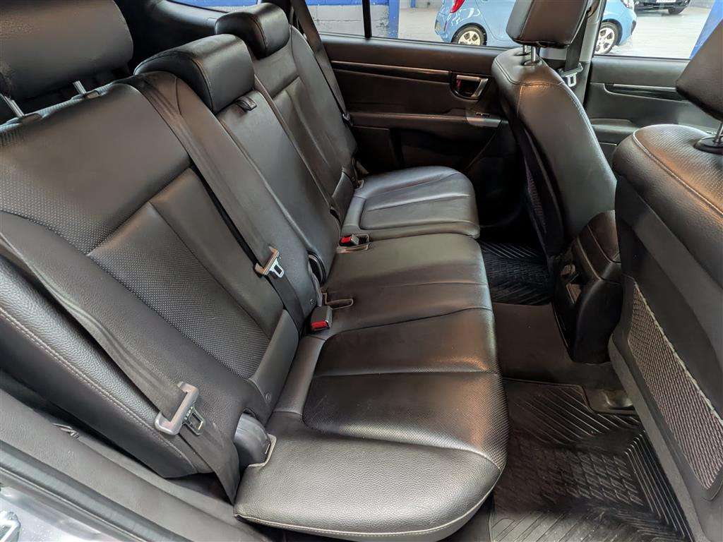 <p>2012 HYUNDAI SANTA FE PREMIUM CRDI A</p>