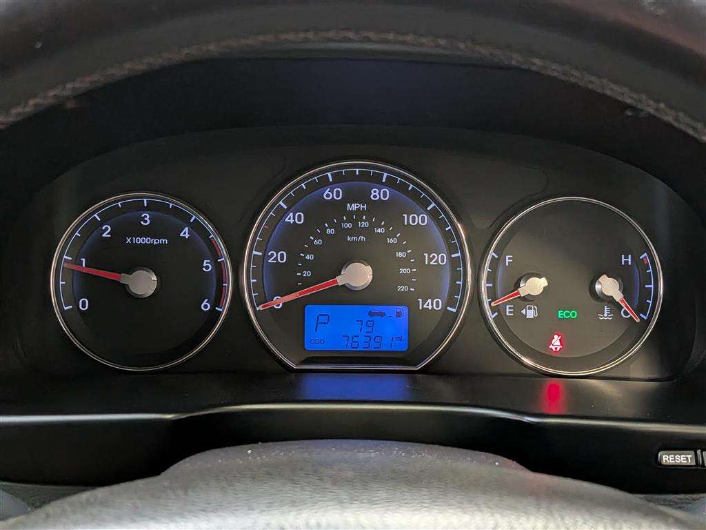 <p>2012 HYUNDAI SANTA FE PREMIUM CRDI A</p>