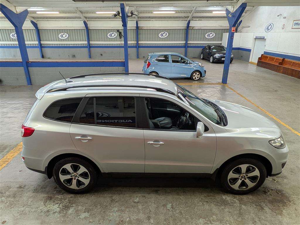 <p>2012 HYUNDAI SANTA FE PREMIUM CRDI A</p>