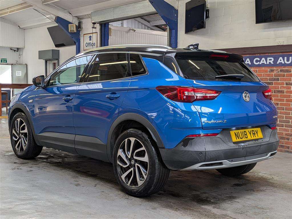 <p>2018 VAUXHALL GRANDLAND X ELITE NAV T D</p>