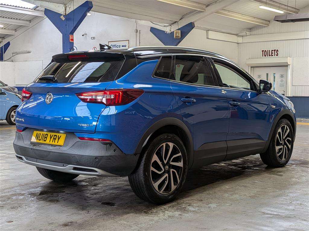 <p>2018 VAUXHALL GRANDLAND X ELITE NAV T D</p>