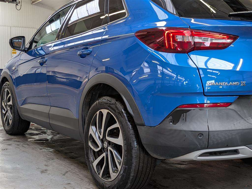 <p>2018 VAUXHALL GRANDLAND X ELITE NAV T D</p>