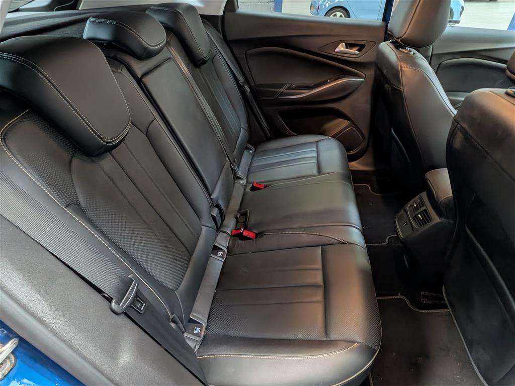 <p>2018 VAUXHALL GRANDLAND X ELITE NAV T D</p>