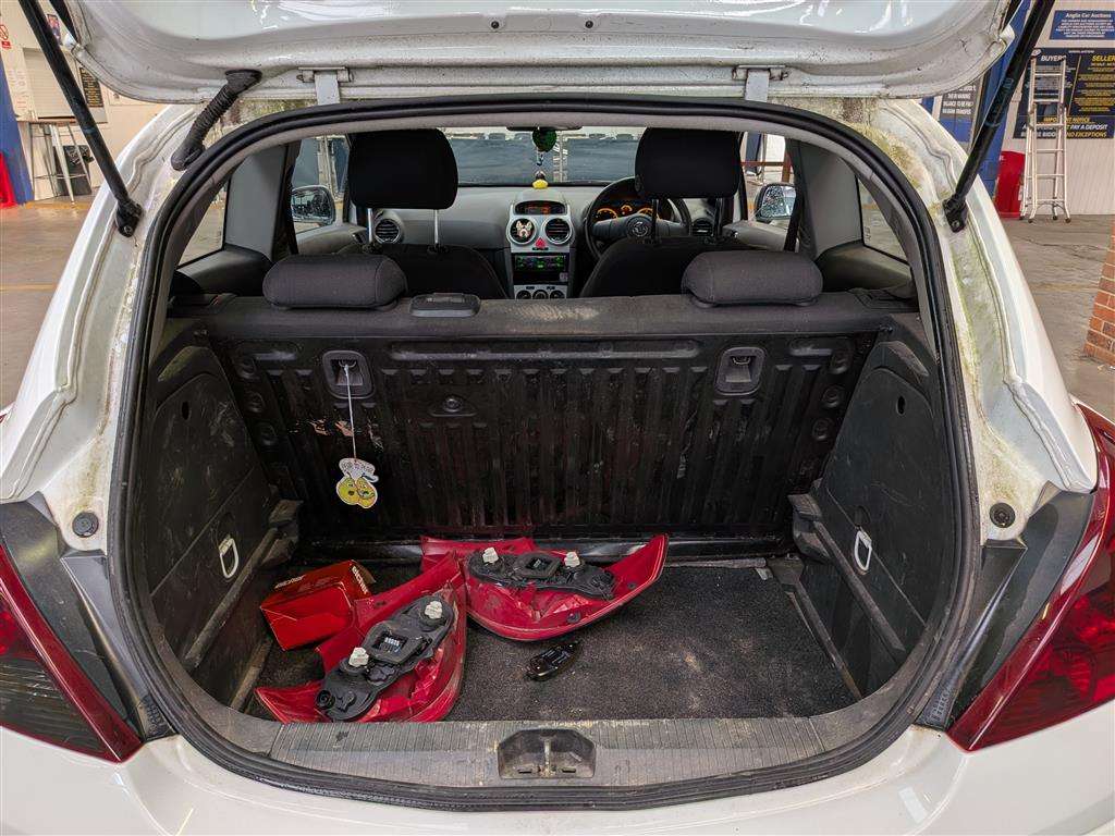<p>2011 VAUXHALL CORSA S ECOFLEX</p>