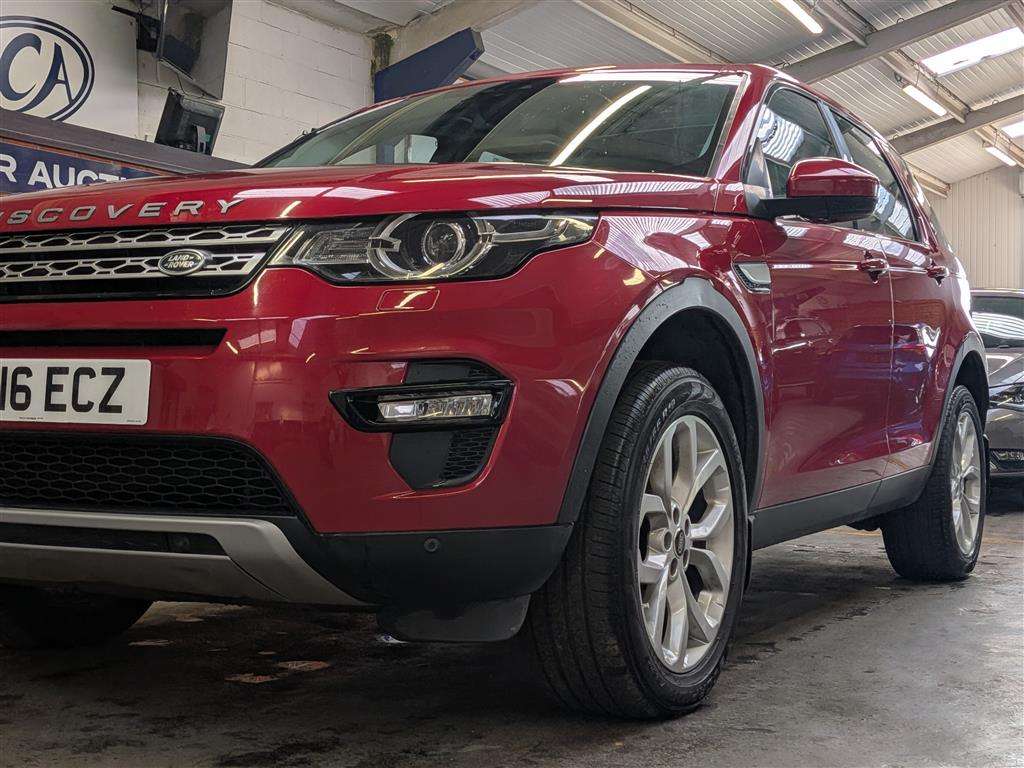 <p>2016 LAND ROVER DISCOVERY SPORT HSE TD4 A</p>