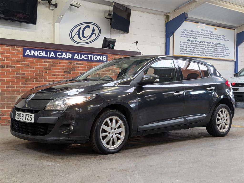 <p>2009 RENAULT MEGANE PRIVILEGE DCI 106</p>