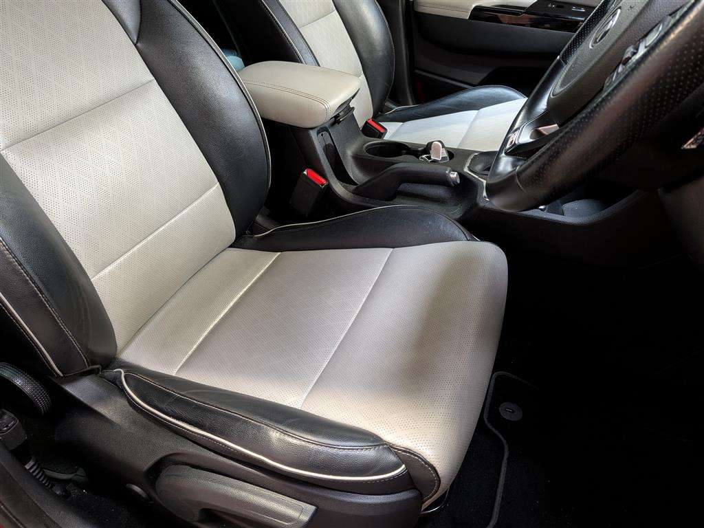 <p>2016 KIA SPORTAGE GT-LINE S-A</p>