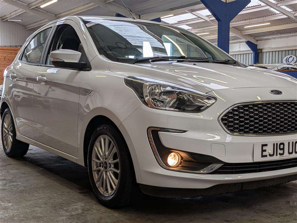<p>2019 FORD KA+ ZETEC</p>