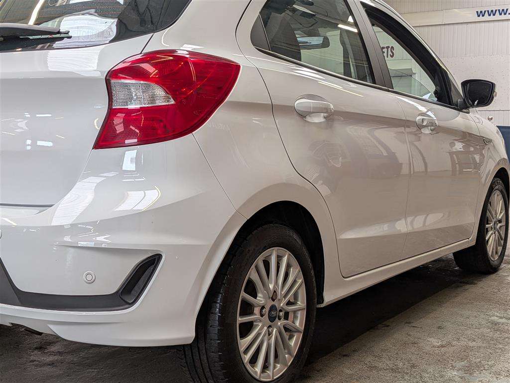 <p>2019 FORD KA+ ZETEC</p>