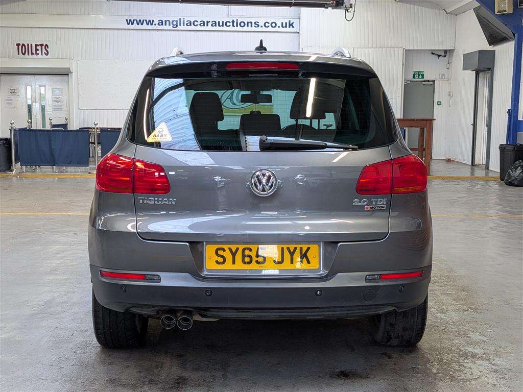 <p>2015 VOLKSWAGEN TIGUAN MATCH TDI BMT 4MOT</p>