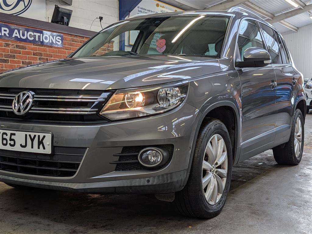 <p>2015 VOLKSWAGEN TIGUAN MATCH TDI BMT 4MOT</p>