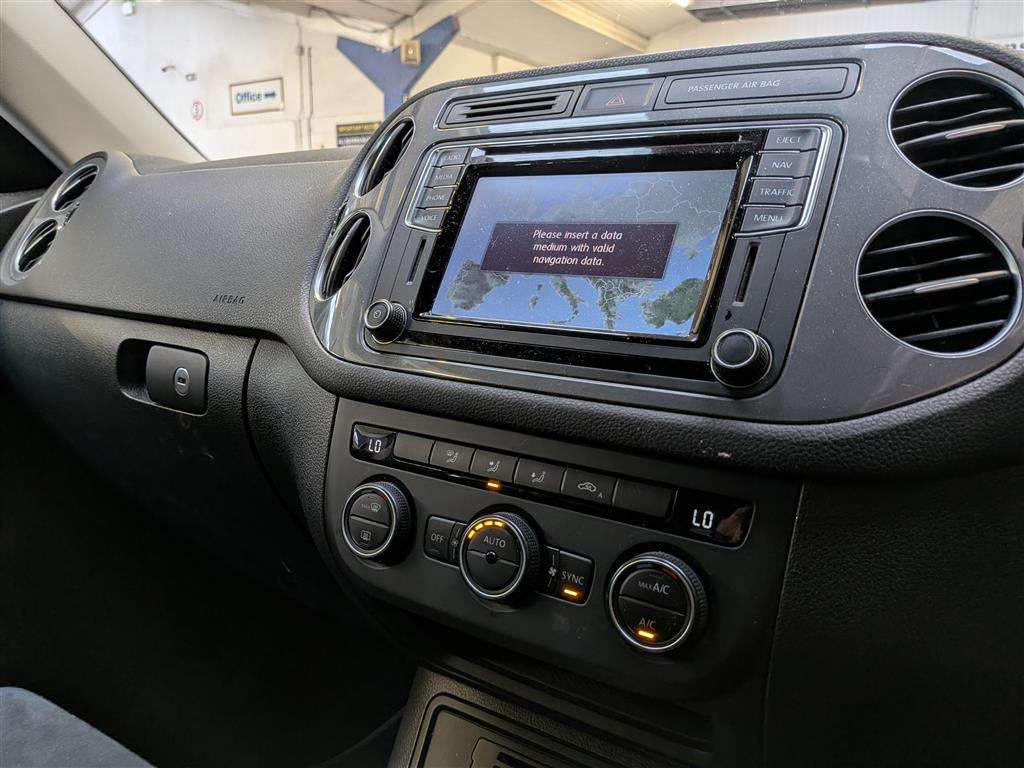<p>2015 VOLKSWAGEN TIGUAN MATCH TDI BMT 4MOT</p>