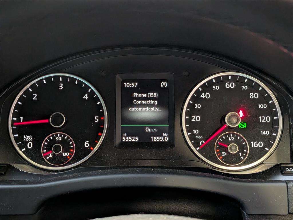 <p>2015 VOLKSWAGEN TIGUAN MATCH TDI BMT 4MOT</p>