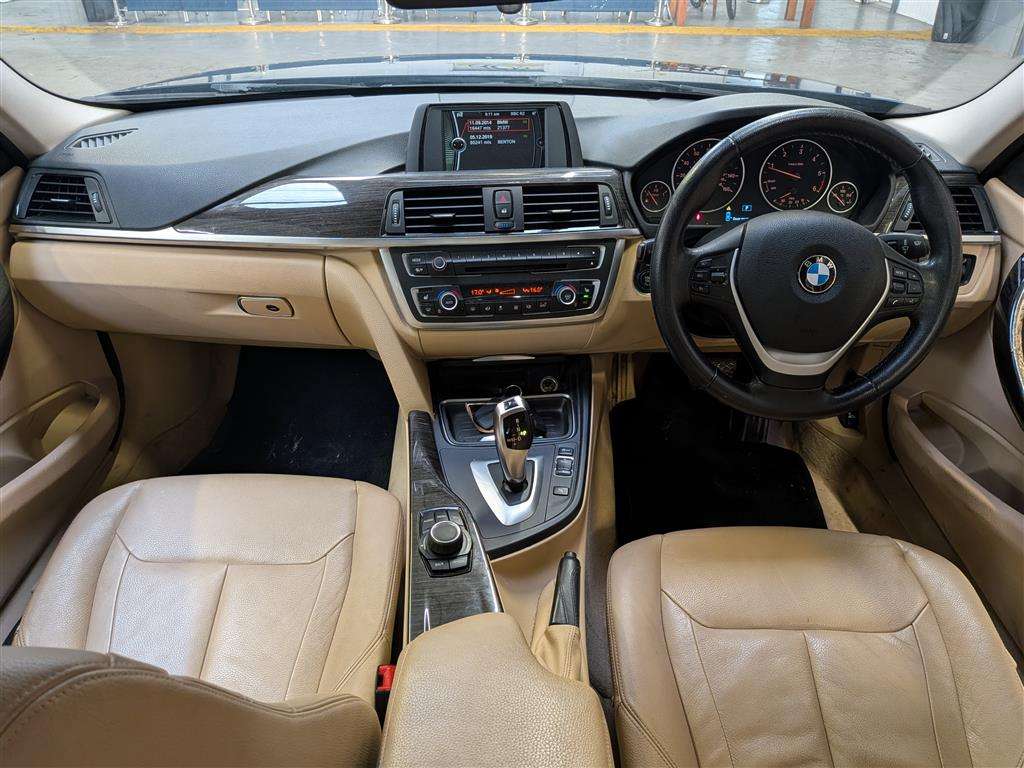 <p>2013 BMW 320D LUXURY AUTO</p>