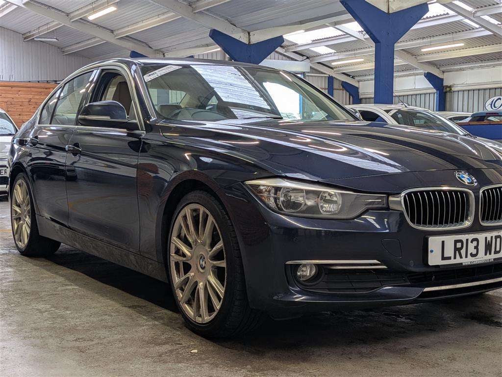 <p>2013 BMW 320D LUXURY AUTO</p>