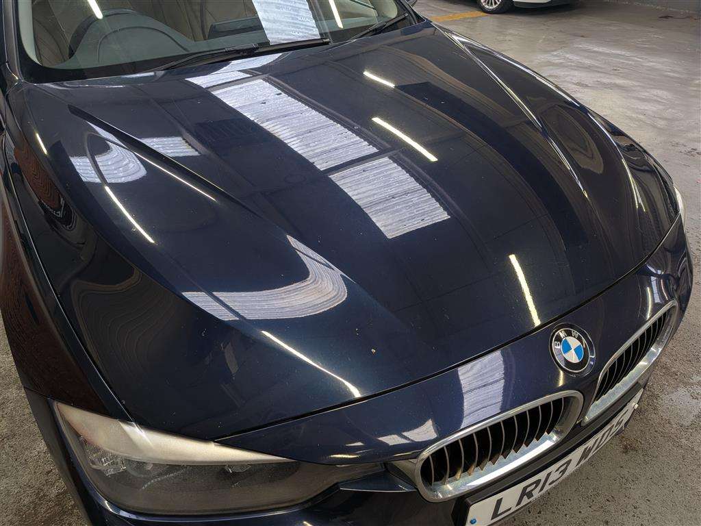 <p>2013 BMW 320D LUXURY AUTO</p>