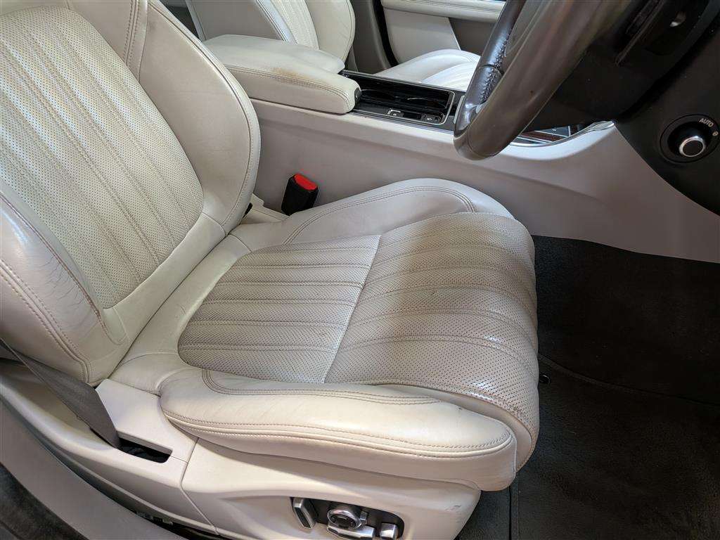<p>2017 JAGUAR XF PORTFOLIO D AUTO</p>