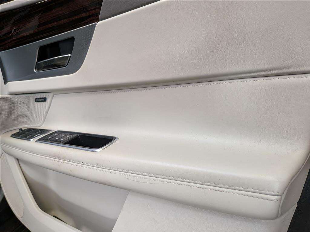 <p>2017 JAGUAR XF PORTFOLIO D AUTO</p>