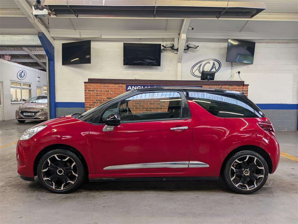 <p>2014 CITROEN DS3 DSTYLE E-HDI</p>