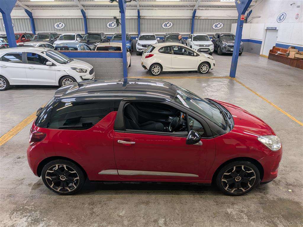 <p>2014 CITROEN DS3 DSTYLE E-HDI</p>