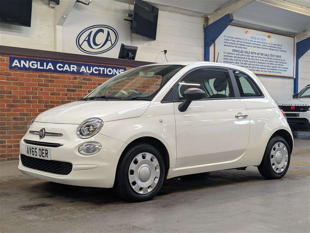 <p>2015 FIAT 500 POP</p>