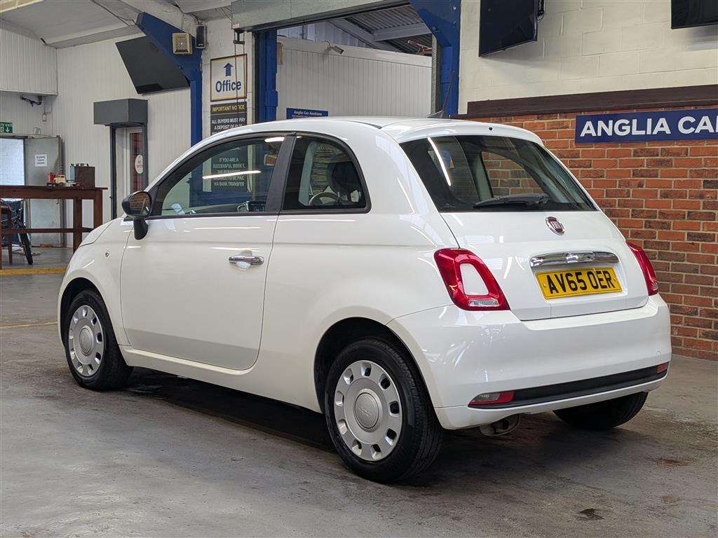 <p>2015 FIAT 500 POP</p>