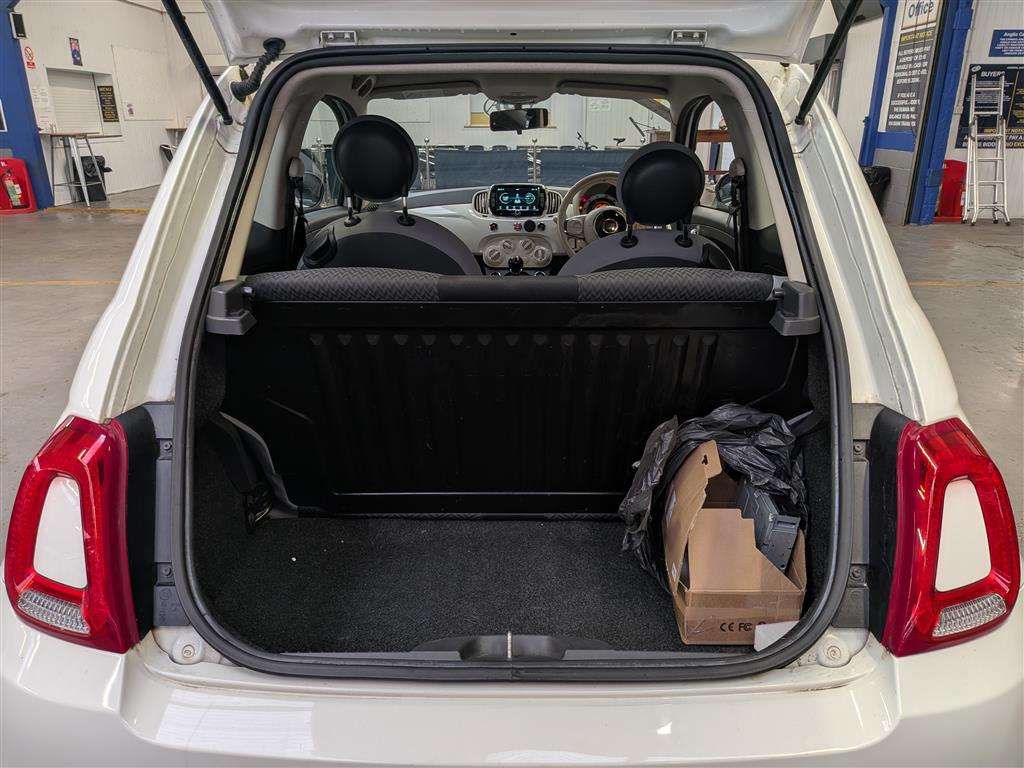 <p>2015 FIAT 500 POP</p>