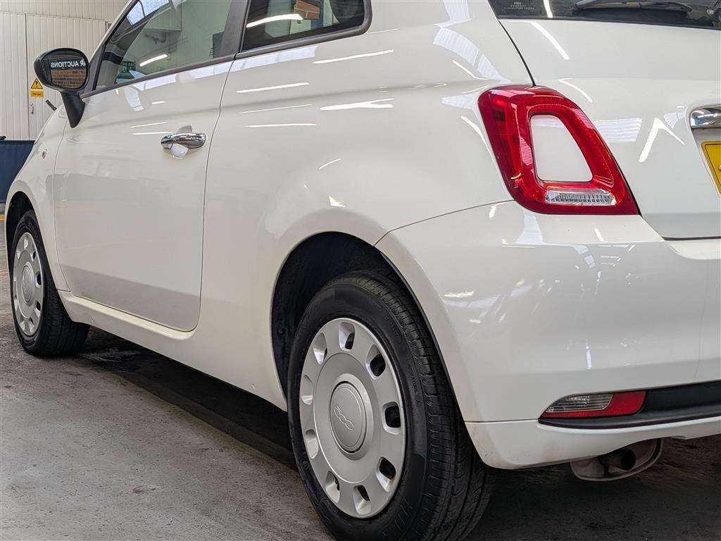 <p>2015 FIAT 500 POP</p>