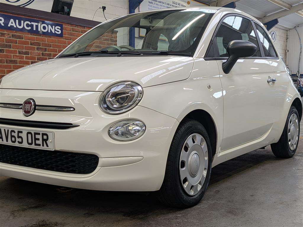 <p>2015 FIAT 500 POP</p>