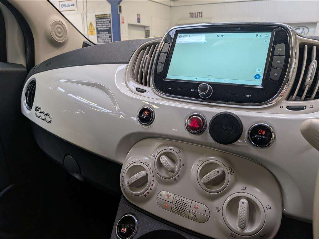 <p>2015 FIAT 500 POP</p>