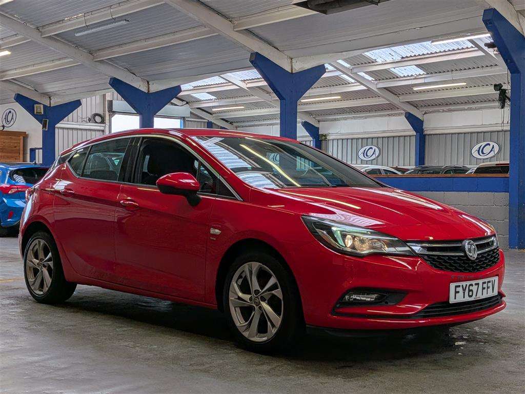 <p>2017 VAUXHALL ASTRA SRI NAV</p>