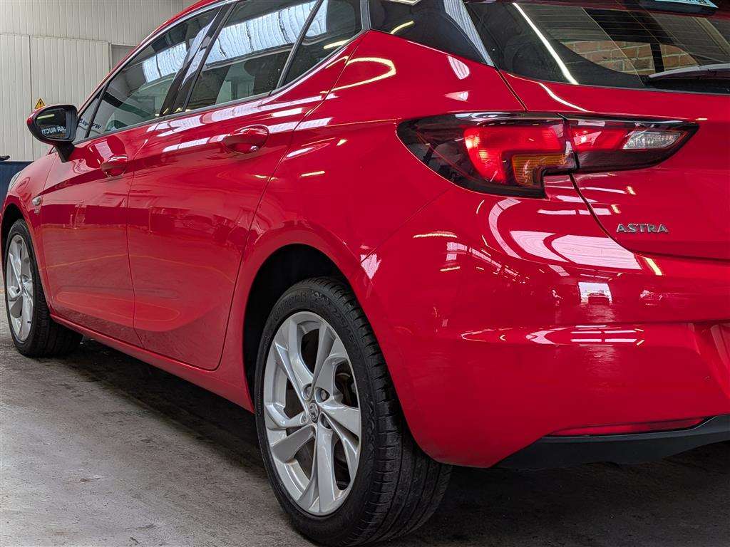 <p>2017 VAUXHALL ASTRA SRI NAV</p>