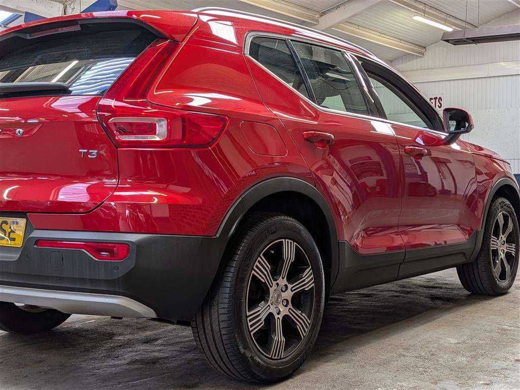<p>2020 VOLVO XC40 INSCRIPTION T3</p>