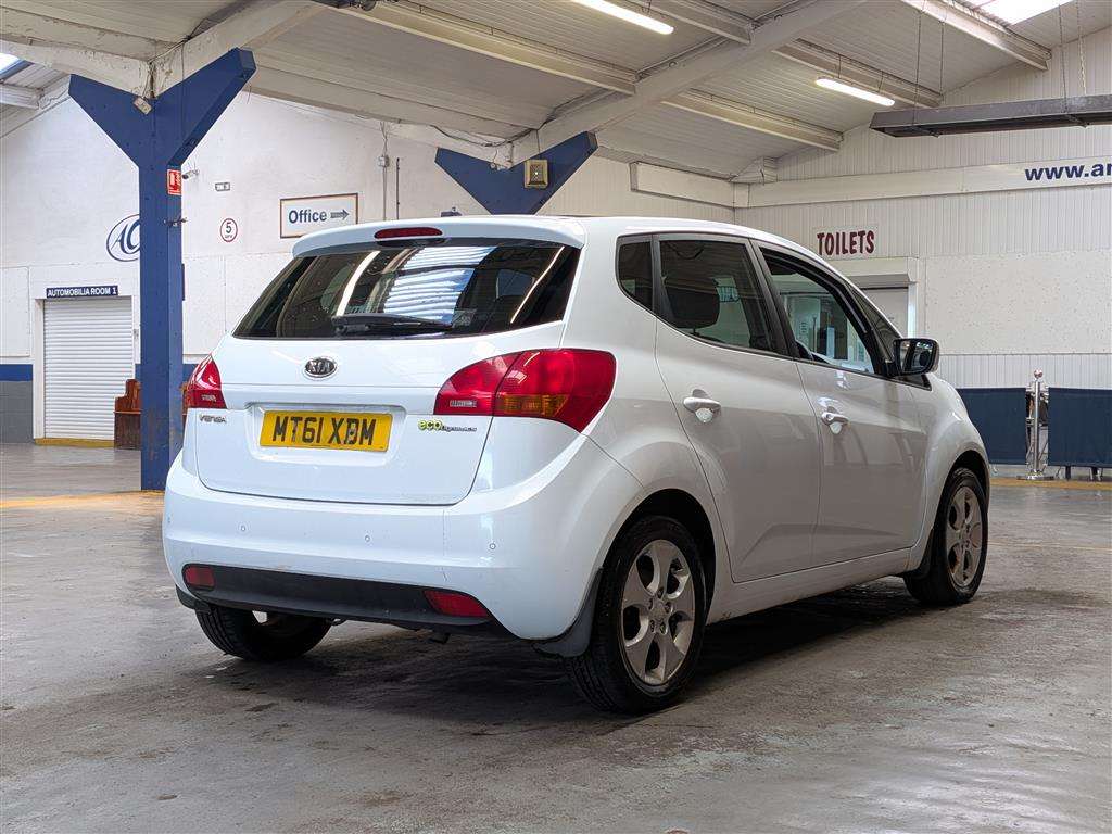 <p>2011 KIA VENGA 3 ECODYNAMICS CRDI</p>