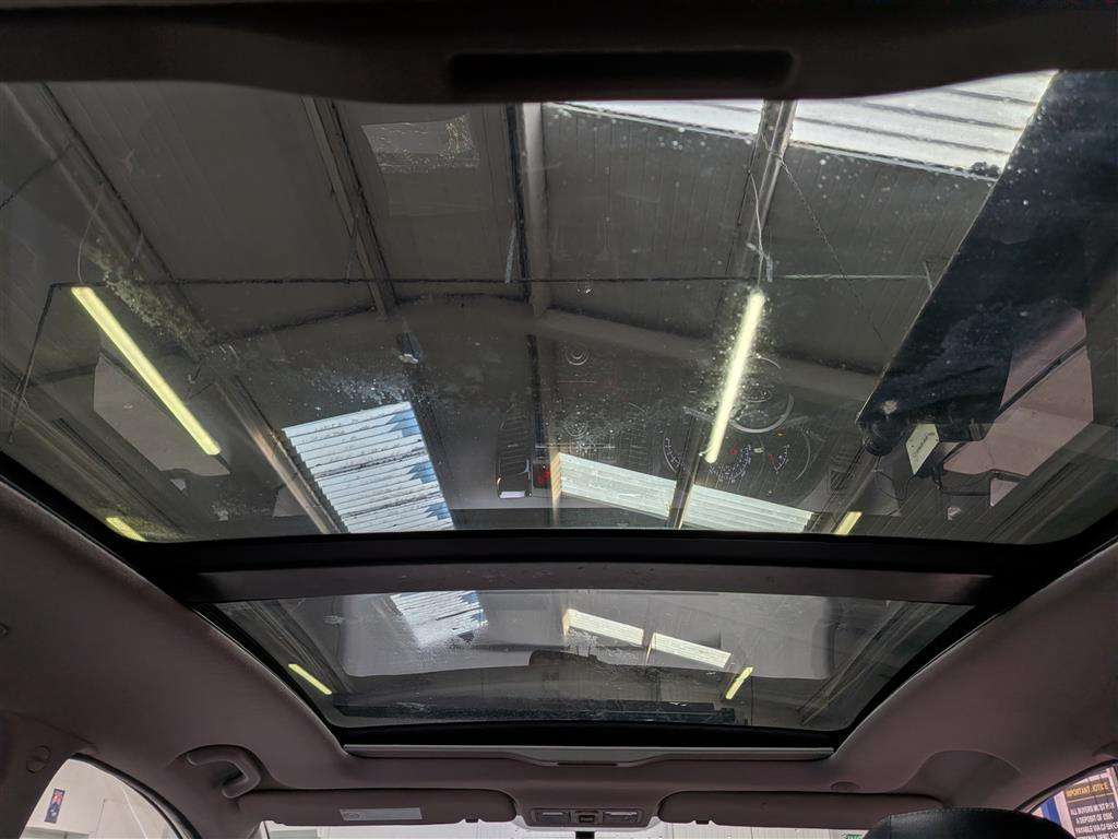<p>2011 KIA VENGA 3 ECODYNAMICS CRDI</p>