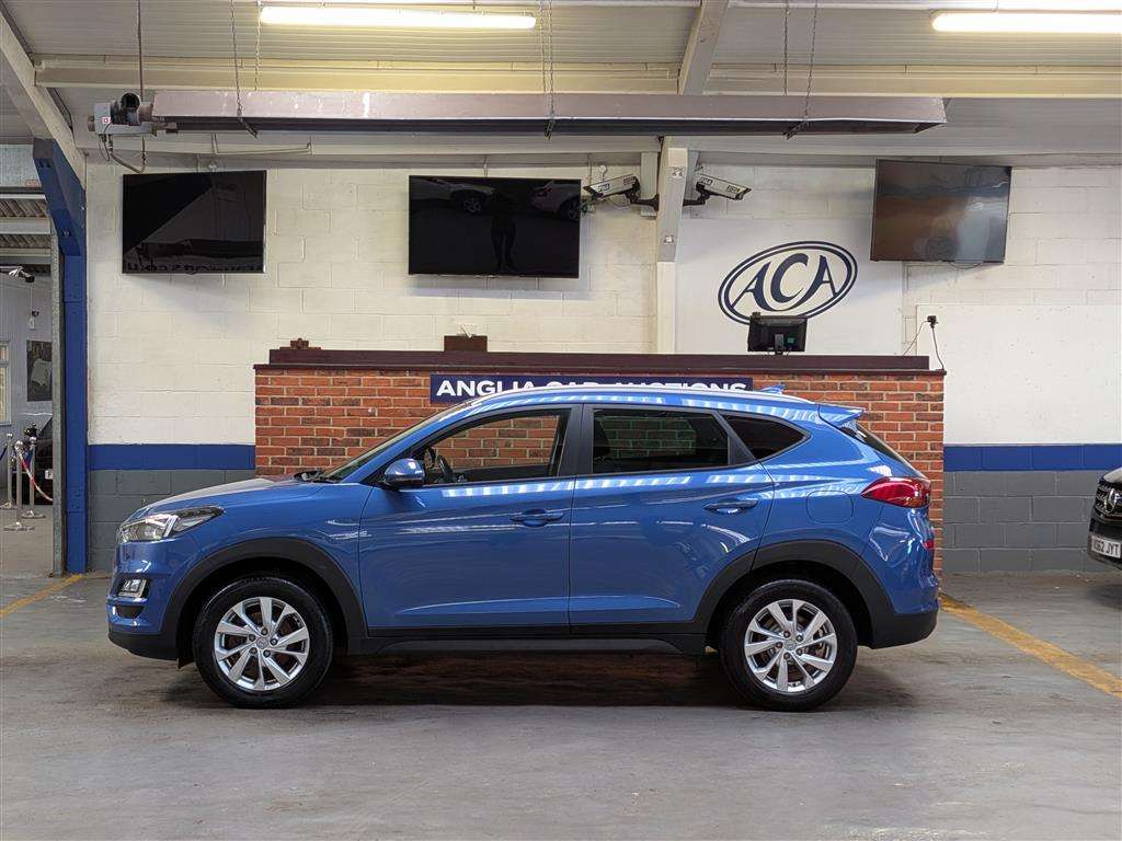 <p>2018 HYUNDAI TUCSON SE NAV GDI 2WD</p>
