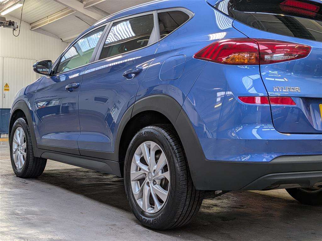 <p>2018 HYUNDAI TUCSON SE NAV GDI 2WD</p>