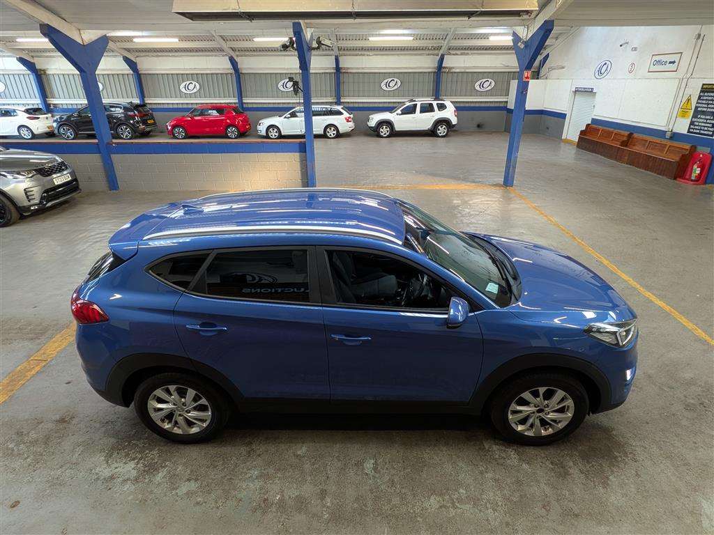 <p>2018 HYUNDAI TUCSON SE NAV GDI 2WD</p>