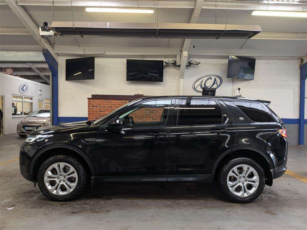 <p>2019 LAND ROVER DISCOVERY SPORT S D AUTO</p>