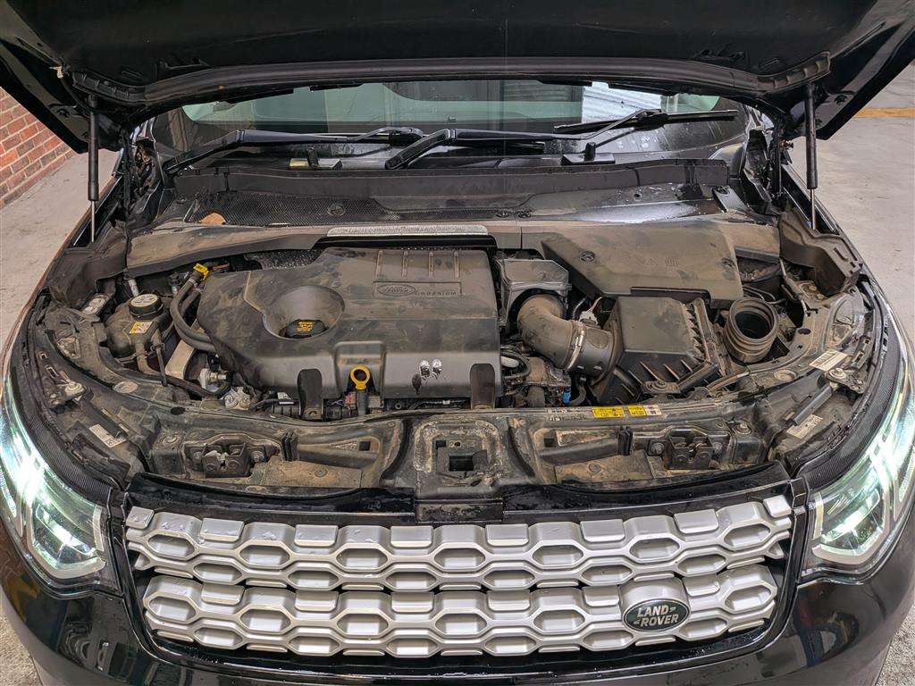 <p>2019 LAND ROVER DISCOVERY SPORT S D AUTO</p>